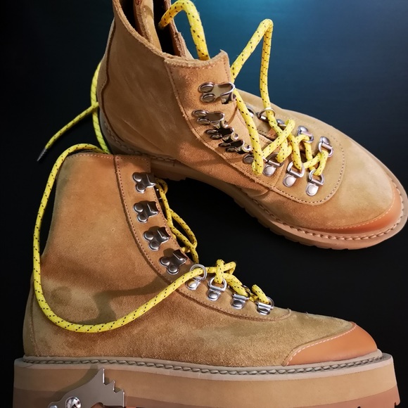 Brand New Off-White Boots c/o Virgil Abloh - Picture 2 of 7